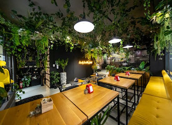 romania/dobrogea-plateau/restaurant/luna-bistro-lovelyhealthyfood
