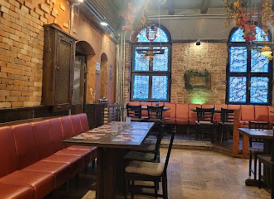 hungary/szeged/dom-ter/restaurant/hagi-udvar-es-etterem