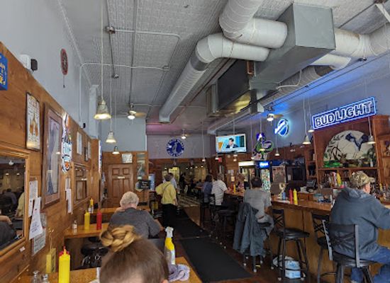 iowa/mason-city/restaurant/the-blue-heron