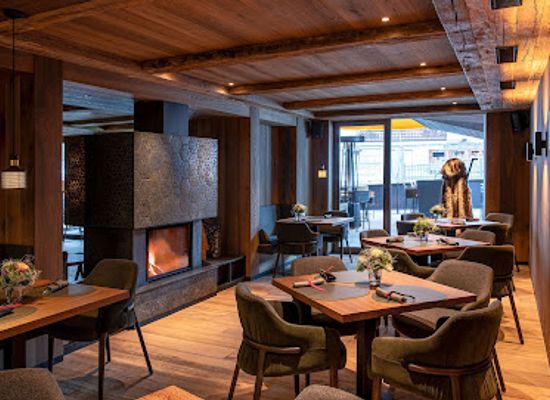 switzerland/zermatt/restaurant/zermama-bistro
