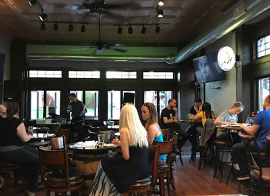 ohio/akron/highland-square/restaurant/barmacy-bar-grill