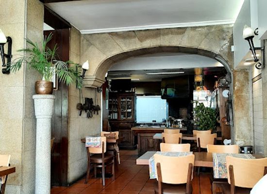 portugal/coimbra/restaurant/a-taberna