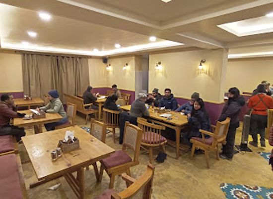 india/leh/restaurant/lehvenda-restaurant-cafe