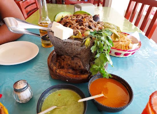 mexico/acapulco/restaurant/restaurante-el-fogon