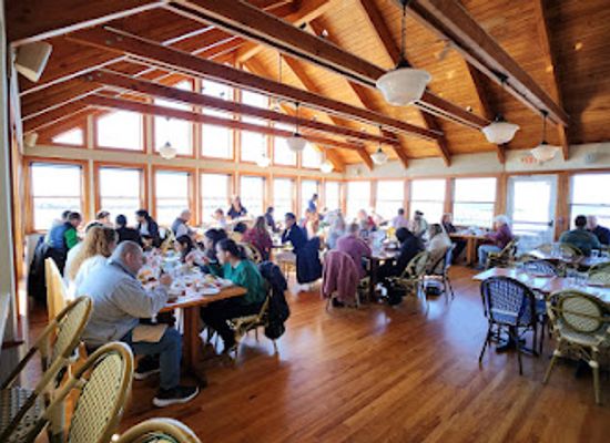 new-york/montauk/restaurant/inlet-seafood-restaurant