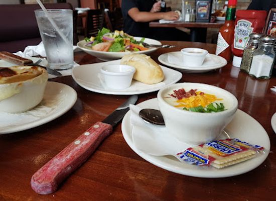 guam/mount-lamlam/restaurant/tony-roma-s