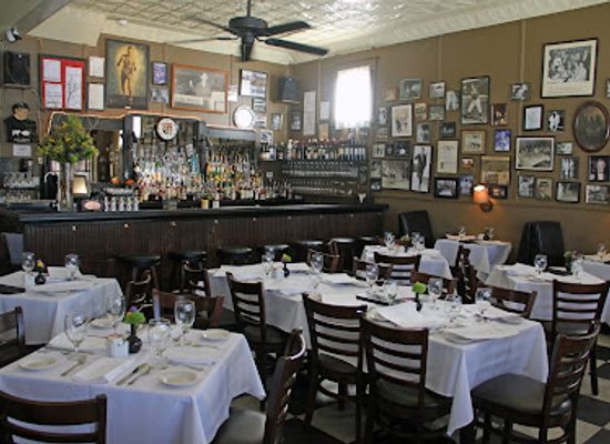kentucky/outer-bluegrass/restaurant/jack-fry-s