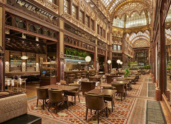 hungary/central-hungary/restaurant/parisi-passage-restaurant