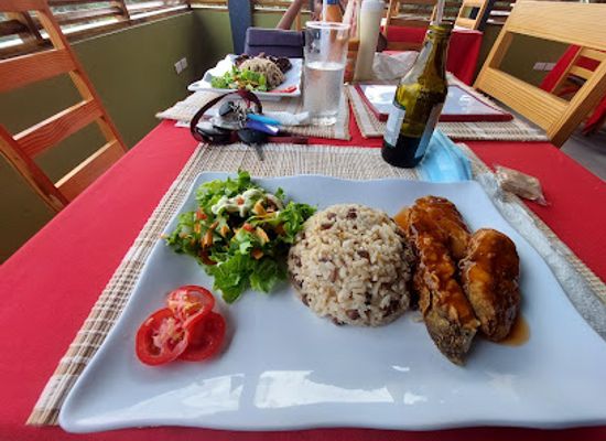grenada/saint-david/restaurant/east-95-restaurant-rooftop-lounge