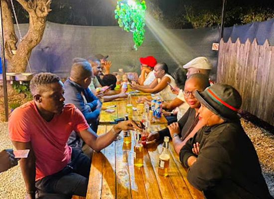 botswana/north-east-district/restaurant/burgers-tarven