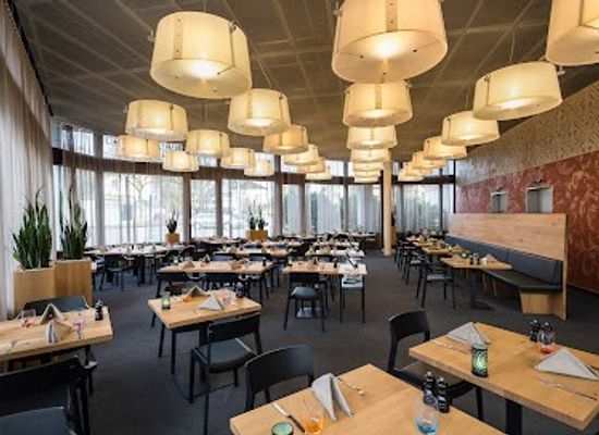 switzerland/zurich/restaurant/brasserie-uetlihof