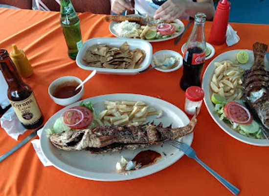 mexico/sierra-madre-oriental/restaurant/el-chevis-club-restaurant-de-mariscos