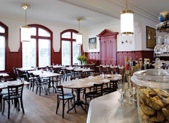 switzerland/basel/restaurant/zur-magd