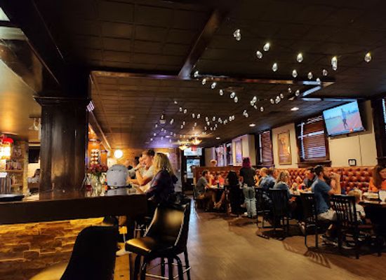 arkansas/rogers/restaurant/levi-s-gastrolounge-bar