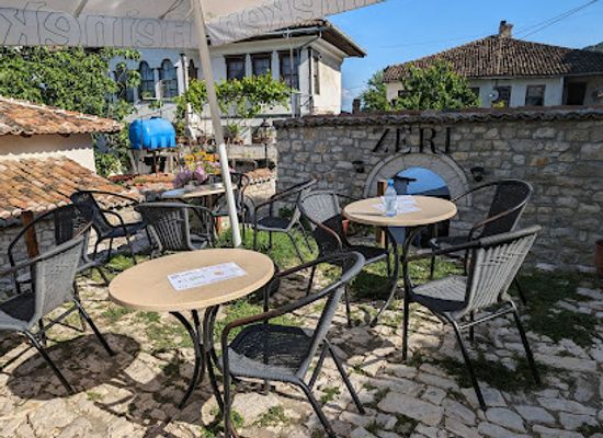albania/berat/restaurant/zeri-traditional-food