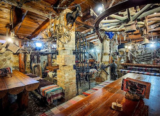 slovakia/pohronie/restaurant/stredoveka-sedliacka-restauracia