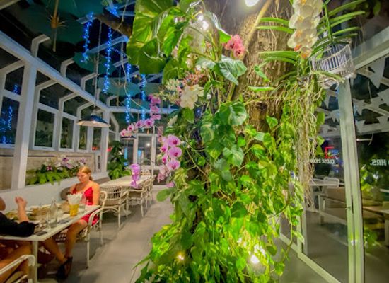 thailand/phuket-province/restaurant/glass-house-sino-restaurant-phuket