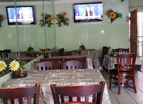 california/inglewood/restaurant/veronica-s-kitchen-the-fufuland