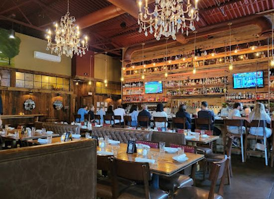kentucky/lexington/restaurant/carson-s-food-drink-on-main