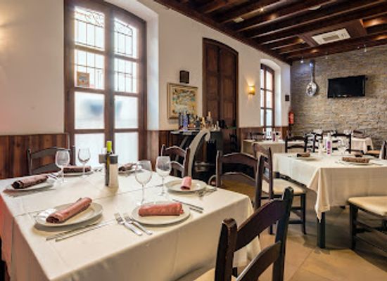 spain/almeria/restaurant/taberna-entrefinos