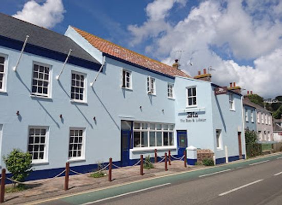 jersey/gorey-harbour/restaurant/bass-lobster-food-house-g-block