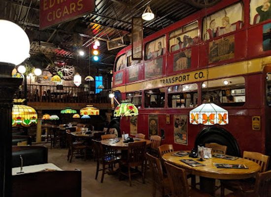 indiana/richmond/restaurant/clara-s-pizza-king
