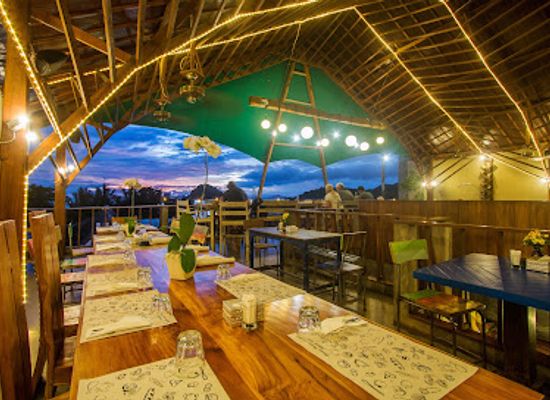 indonesia/labuan-bajo/restaurant/artomoro-restaurant-and-grill