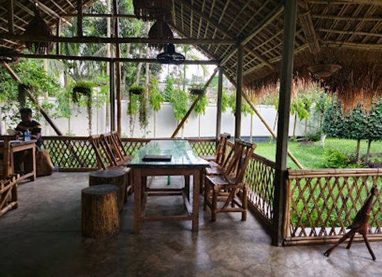 bangladesh/tanguar-haor/restaurant/chamung-restaurant-eco-cafe