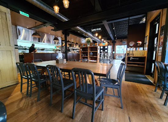new-zealand/hamilton/restaurant/joe-s-garage