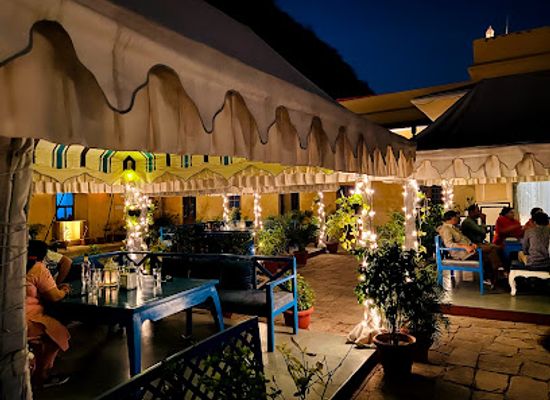 india/jaipur/restaurant/once-upon-a-time-at-the-bagh