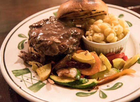 alabama/wiregrass/restaurant/bella-s-fine-dining