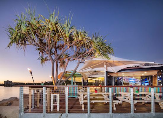 australia/northern-queensland/restaurant/longboard