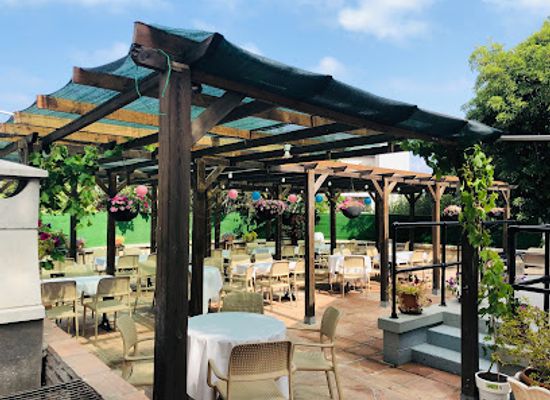 gibraltar/st-michael-s-cave/restaurant/ipa-beer-garden