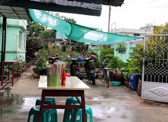 myanmar-burma/pyin-oo-lwin/restaurant/shwe-hnin-si-shan-noodles