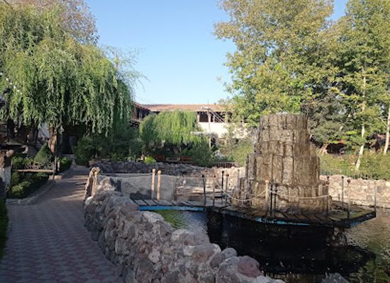 armenia/shikahogh-state-reserve/restaurant/hrashq-aygi