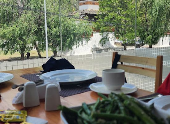bhutan/paro-valley/restaurant/ngawang-restaurant