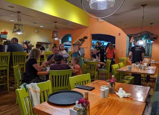 wisconsin/lake-geneva/restaurant/simple-cafe