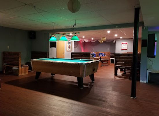 wisconsin/wausau/restaurant/christine-s-bar-wausau