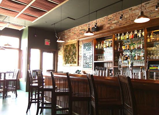 michigan/saugatuck/restaurant/salt-of-the-earth