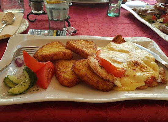 hungary/kapos-valley/restaurant/corso-restaurant