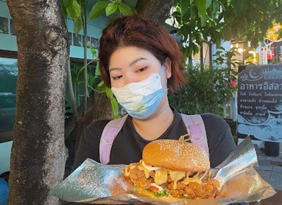 thailand/surat-thani/restaurant/charneef-burgers-halal-suratthani
