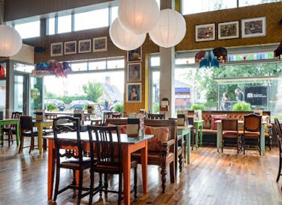 united-kingdom/southend-on-sea/restaurant/molo-lounge