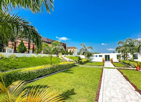 ghana/akosombo/restaurant/bridgeview-resort