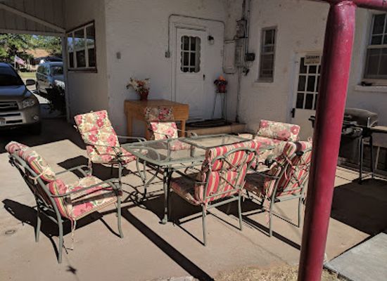 utah/blanding/restaurant/cowboy-camp-house