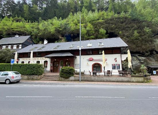 czechia/elbe-sandstone-mountains/restaurant/the-falcon-inn