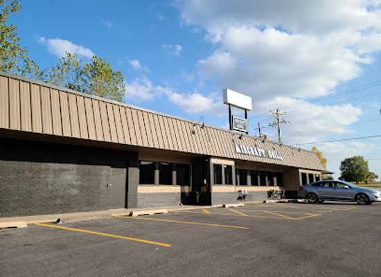 illinois/quad-cities/restaurant/aircraft-grill