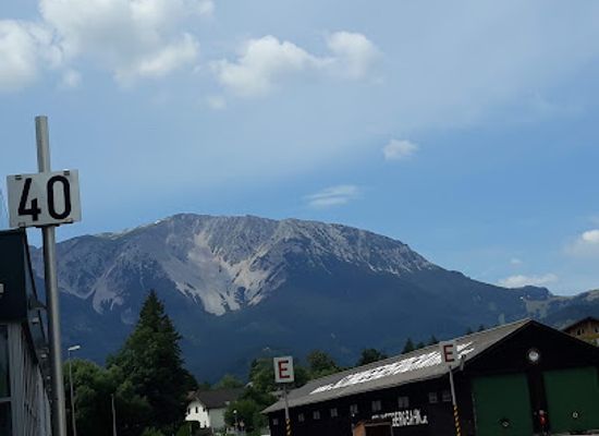 austria/mount-schneeberg/restaurant/zahnradbahnstuberl