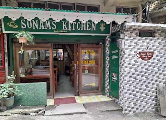 india/darjeeling/restaurant/the-locals-authentic-nepali-cuisine