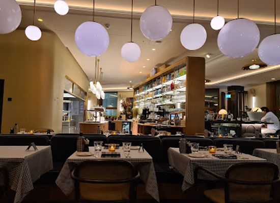 switzerland/basel/grossbasel/restaurant/bohemia-basel