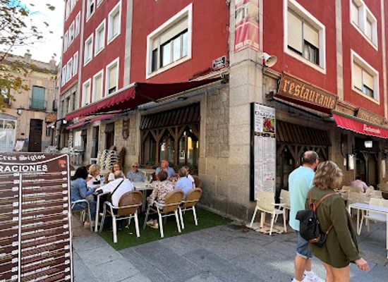 spain/avila/restaurant/tres-siglos